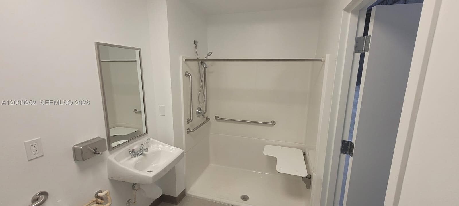 1770 SE 38 AVE # 16, Homestead FL 33033