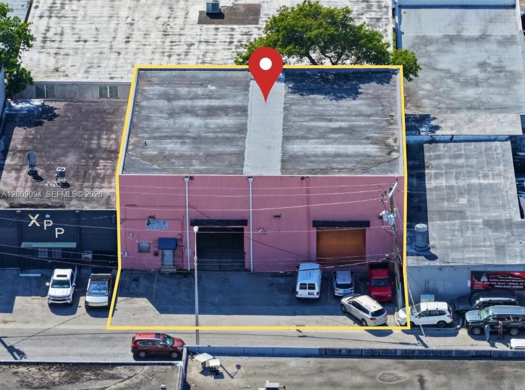4450 E 10th Ct, Hialeah FL 33013