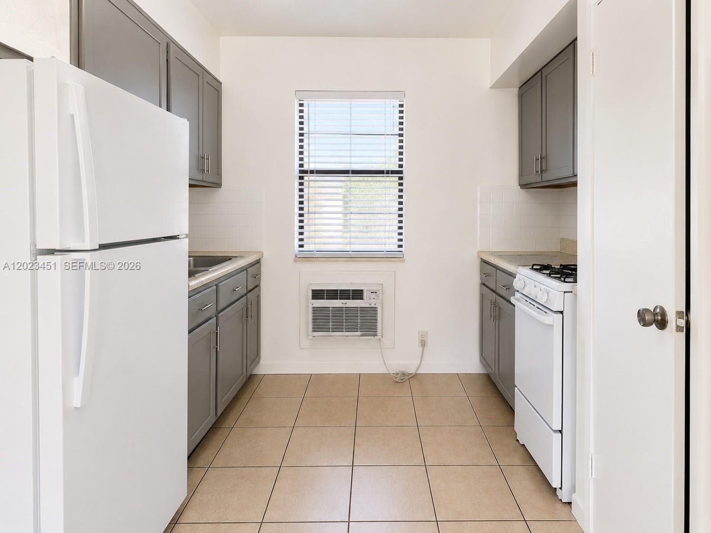 1741-1743 Moffett St, Hollywood FL 33020