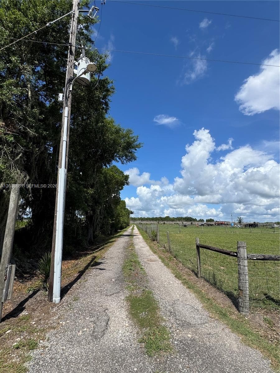 476 N Barlow Rd, Other City - In The State Of Florida FL 33873