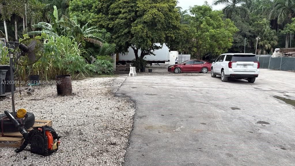 11970 NW 159th St, Hialeah FL 33018