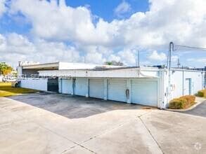 1771 S State Road 7, Fort Lauderdale FL 33317
