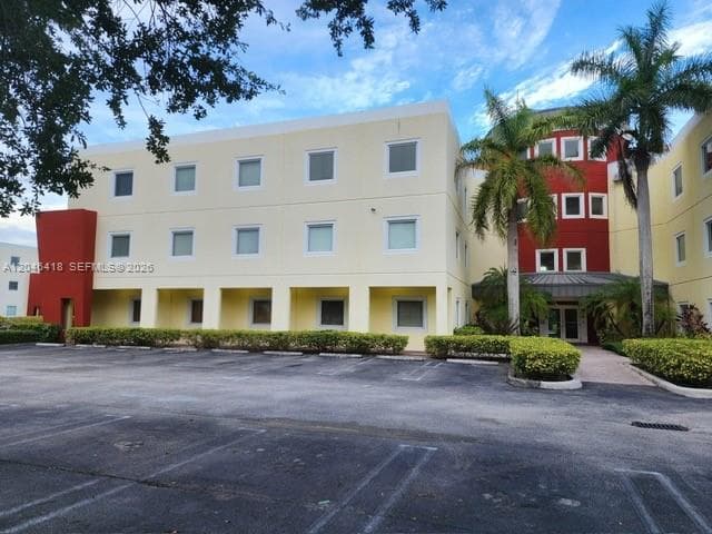 12595 SW 137th Ave # 311, Miami FL 33186