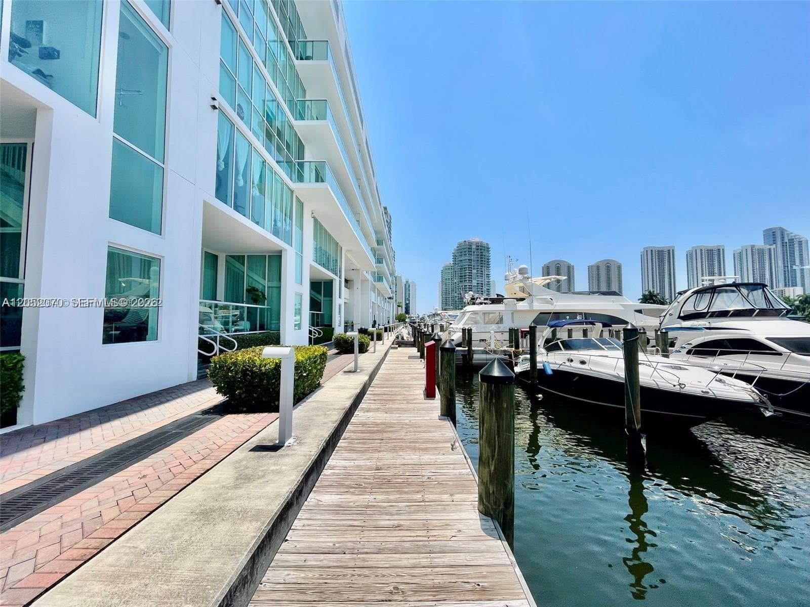 400 Sunny Isles Blvd Dd 204, Sunny Isles Beach FL 33160
