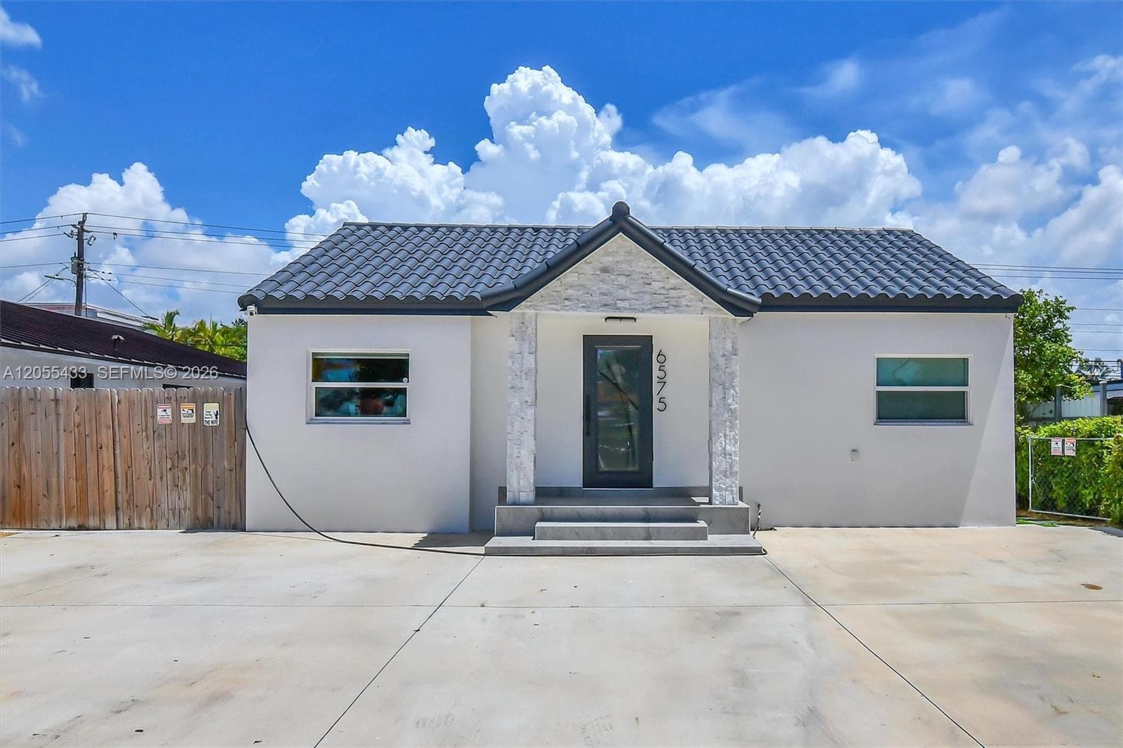 6575 SW 39th Ter, Miami FL 33155