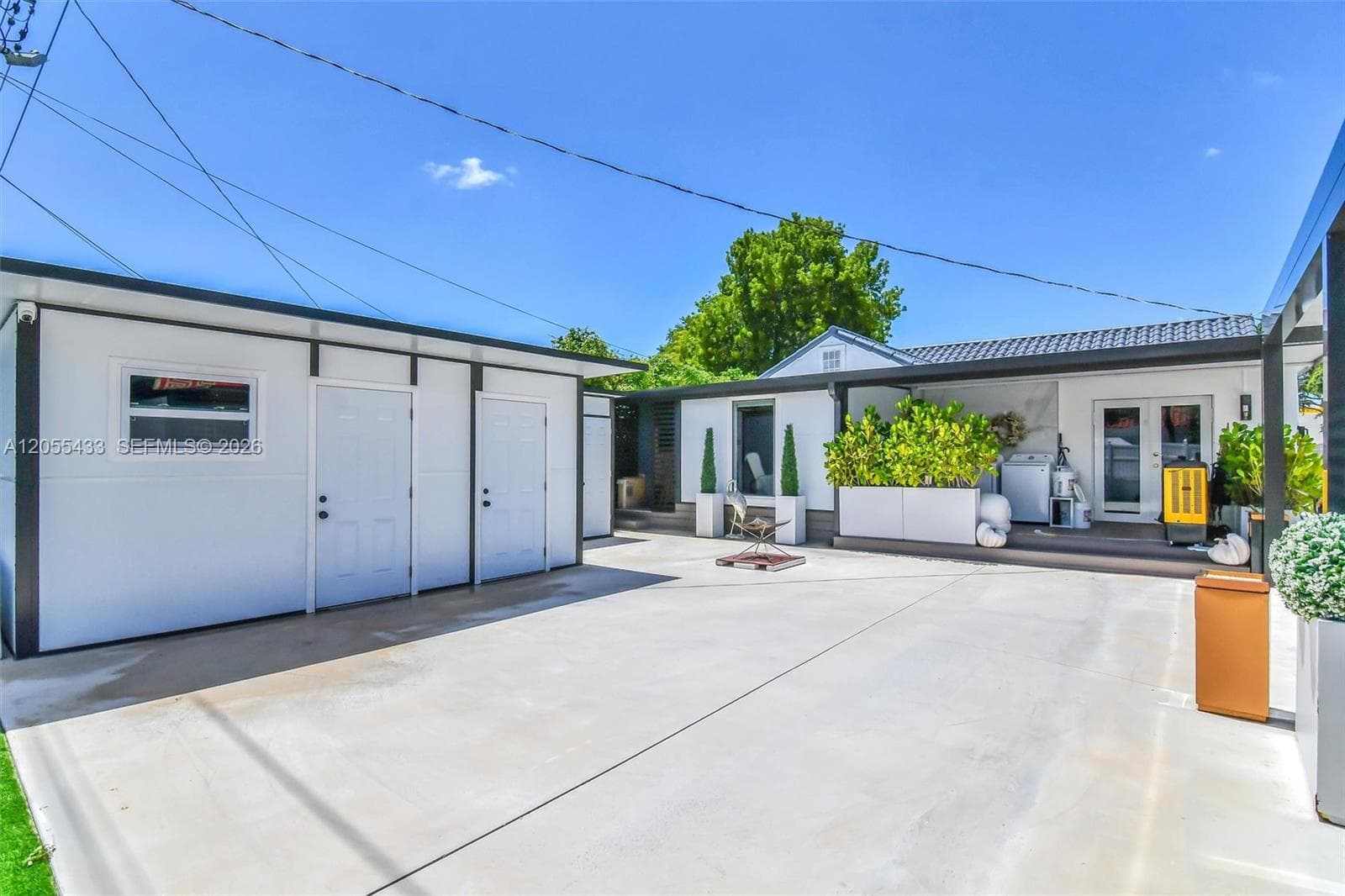6575 SW 39th Ter, Miami FL 33155