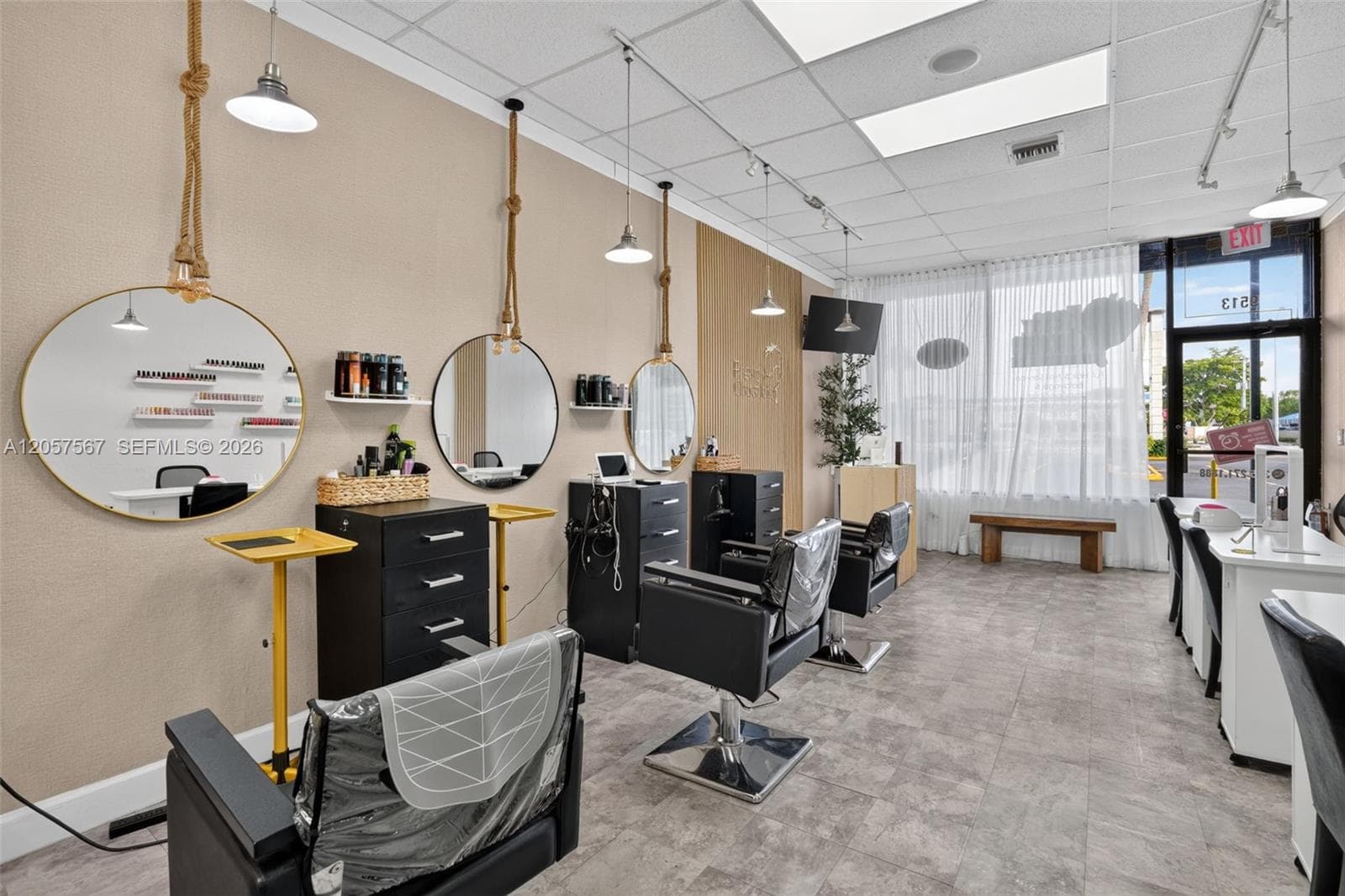 Full Service Salon for Sale in Miami, Miami FL 33173