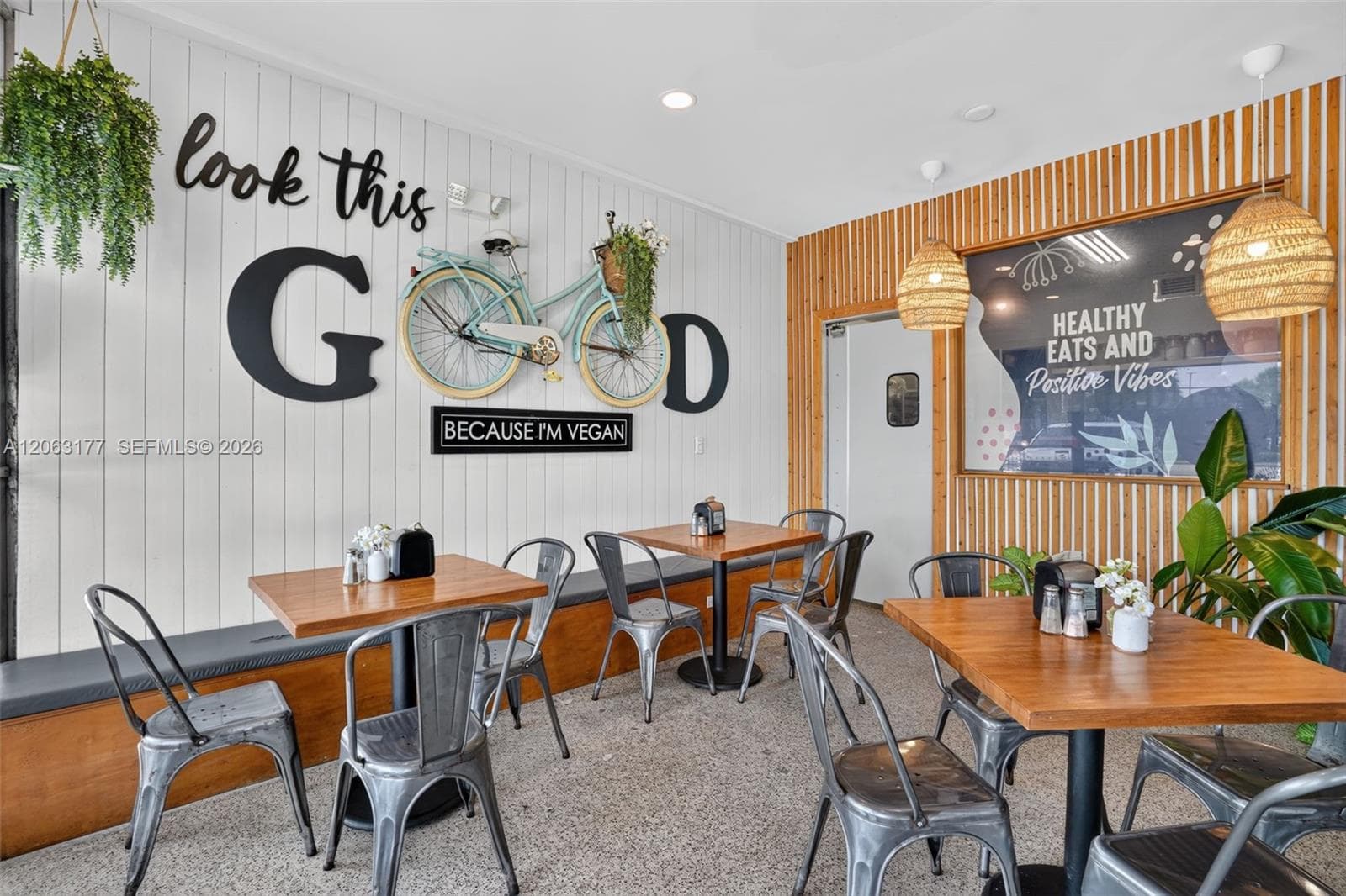 Profitable Restaurant in East Fort Lauderdale, Fort Lauderdale FL 33306