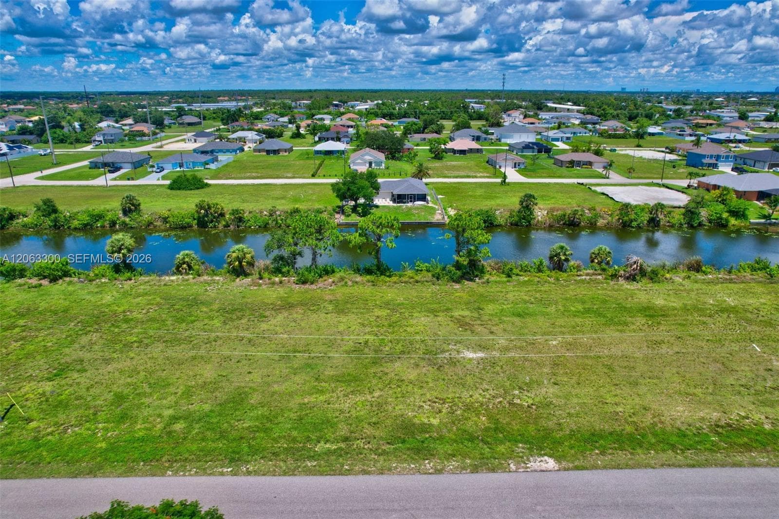 2625 NE 5th, Cape Coral FL 33909