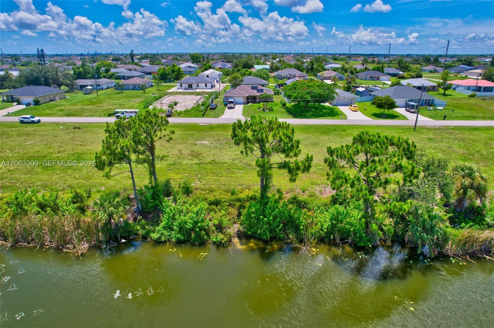 2625 NE 5th, Cape Coral FL 33909