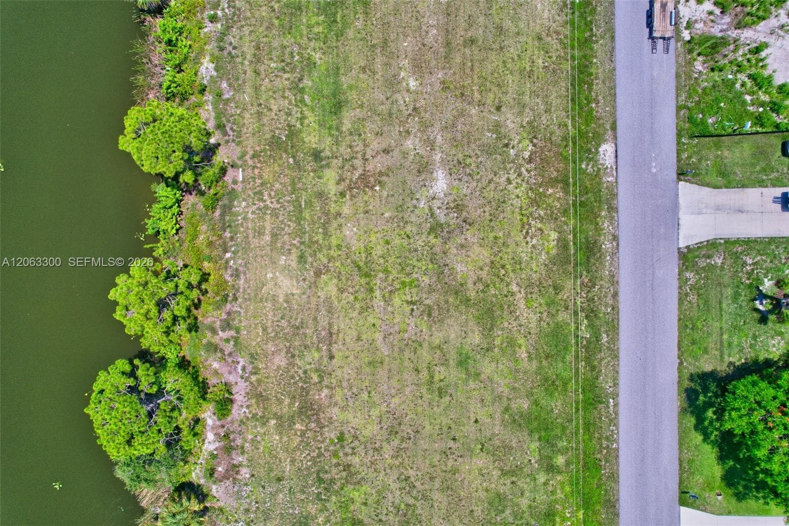 2625 NE 5th, Cape Coral FL 33909