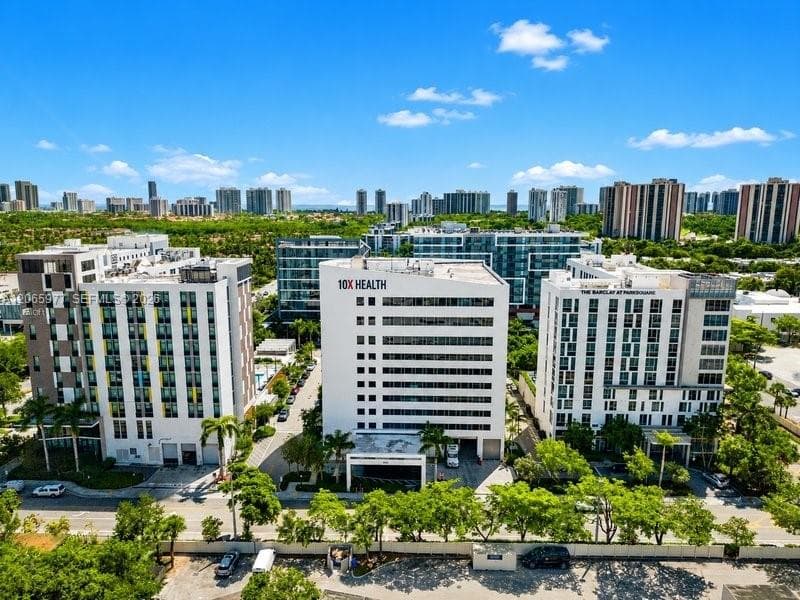 2920 NE 207th St # 801, Aventura FL 33180