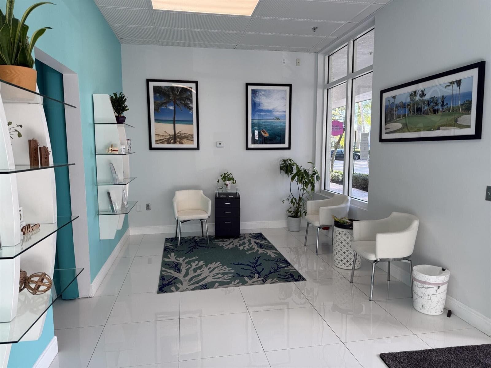 1750 N.Cong # 400 Waiting Room 15