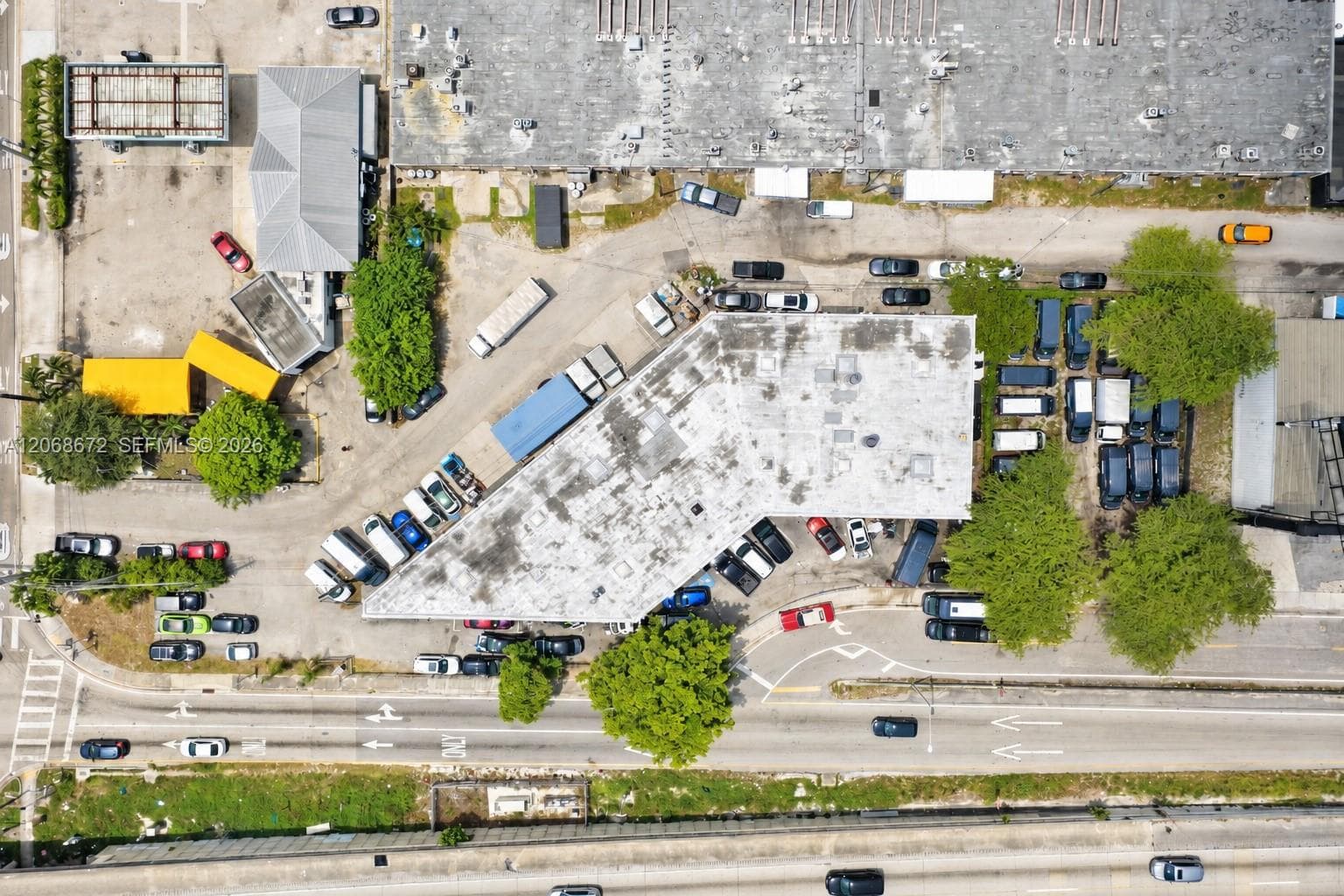 660 NW 137th St, North Miami FL 33168