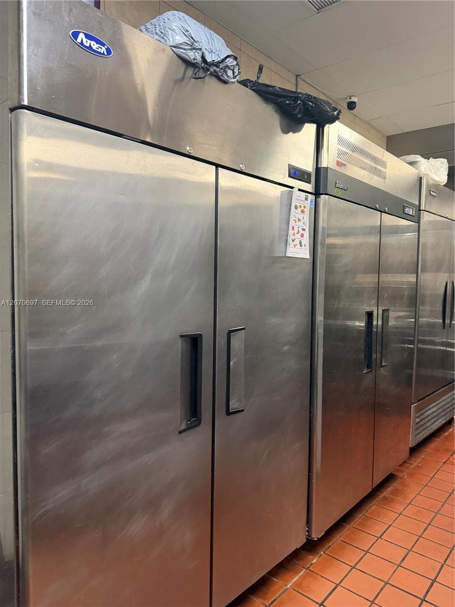 6862 Stirling rd, Hollywood FL 33025