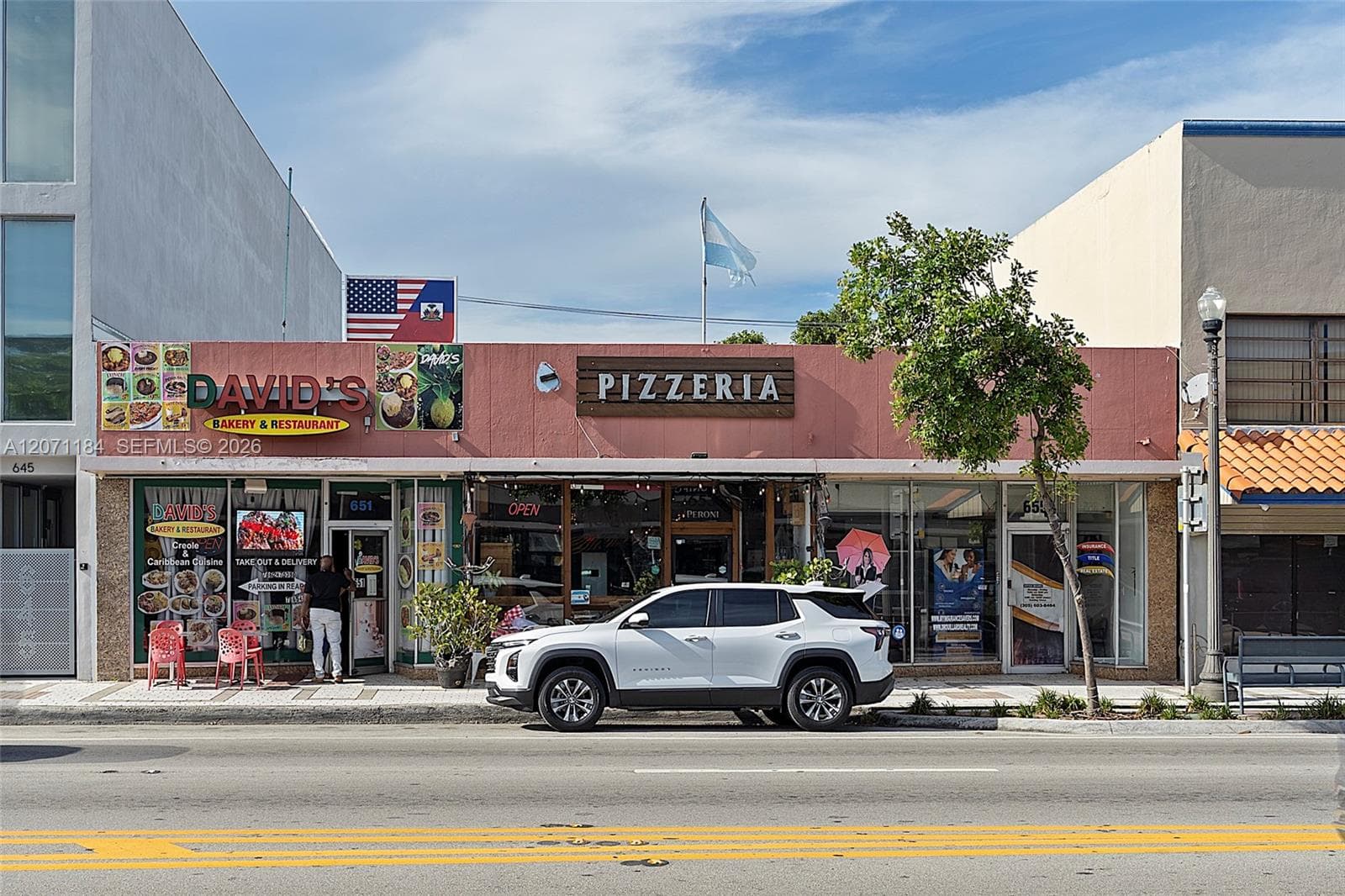 653 NE 125, North Miami FL 33161