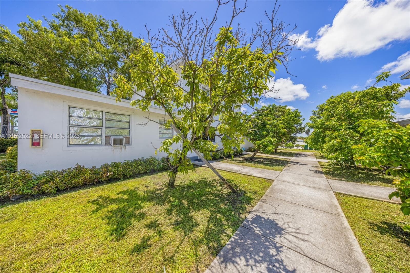 3740 W Hallandale Beach Blvd # 8, Hollywood FL 33023