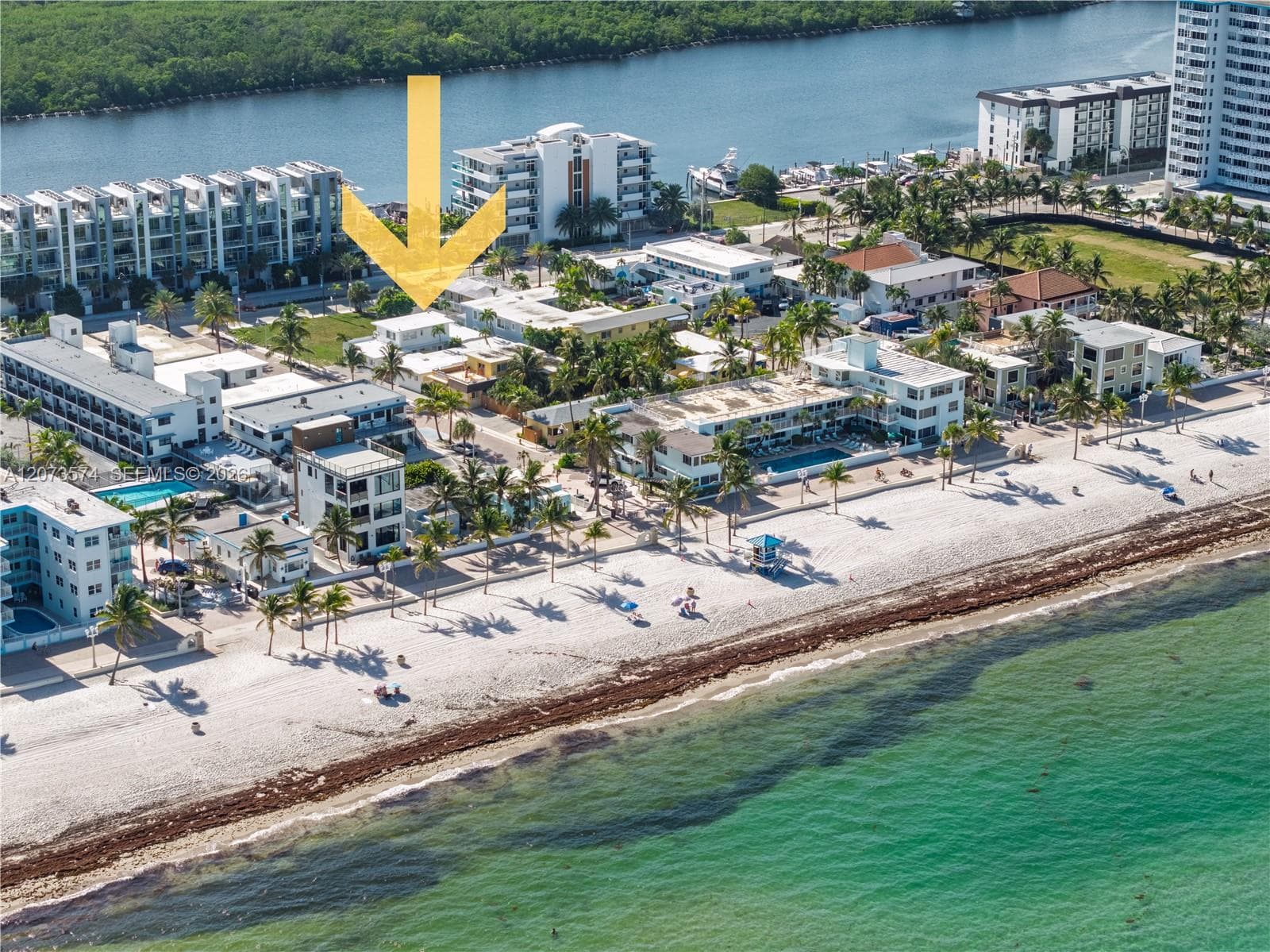 325 Harding St, Hollywood FL 33019