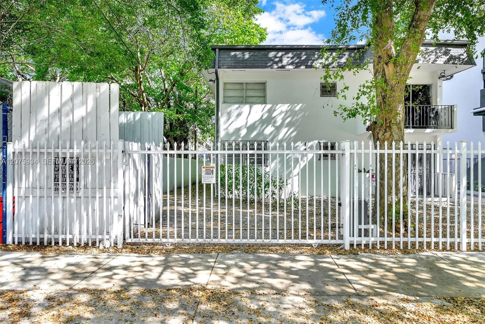 641 NW 2nd St, Miami FL 33128