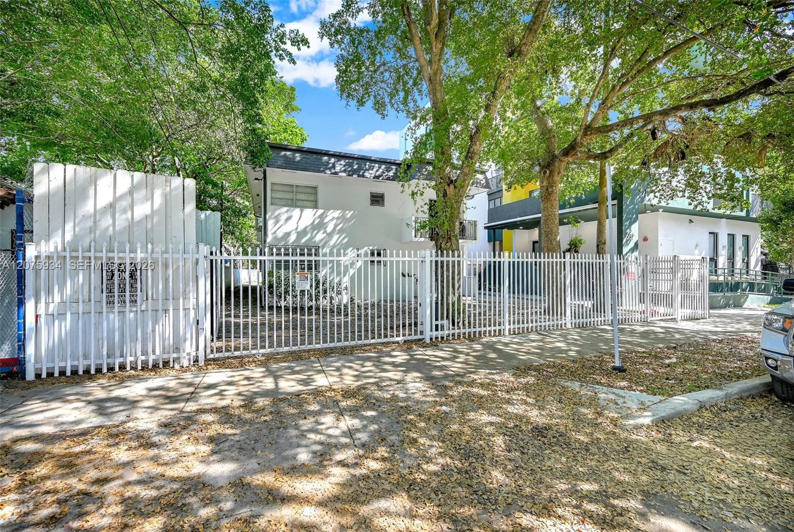 641 NW 2nd St, Miami FL 33128