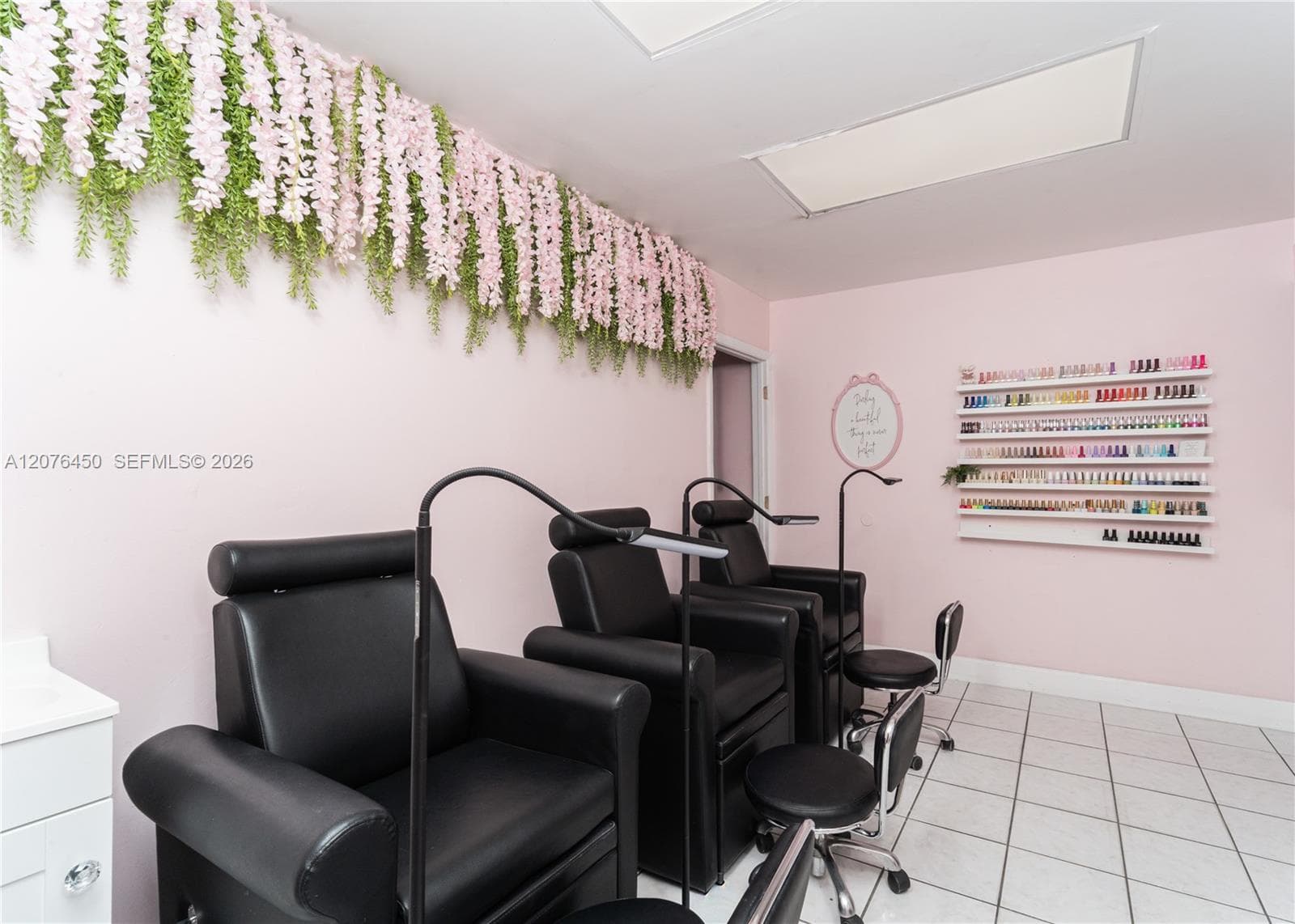 1600 W 38th Pl, Hialeah FL 33012