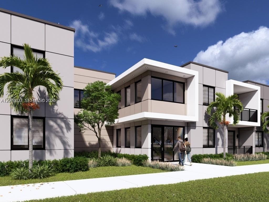 14315 SW 272nd St, Unincorporated Dade County FL 33032