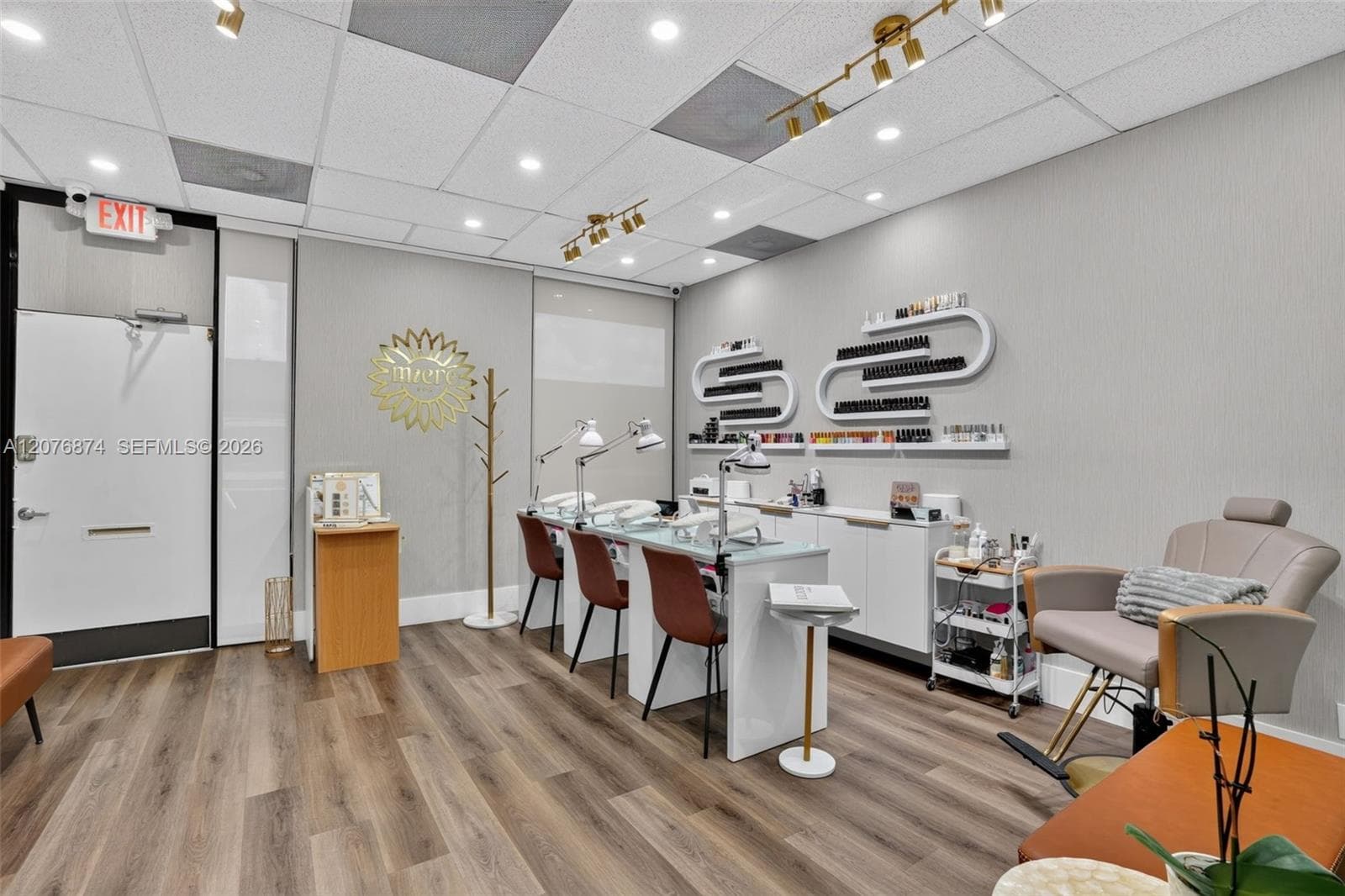 Nail Salon for Sale in in Westchester, Miami FL 33155