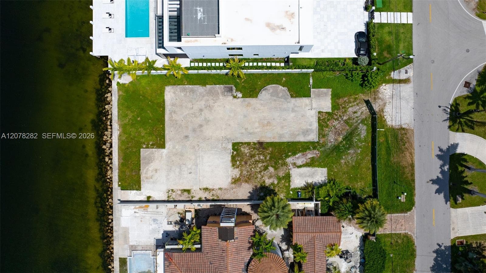 18970 N Bay Rd, Sunny Isles Beach FL 33160