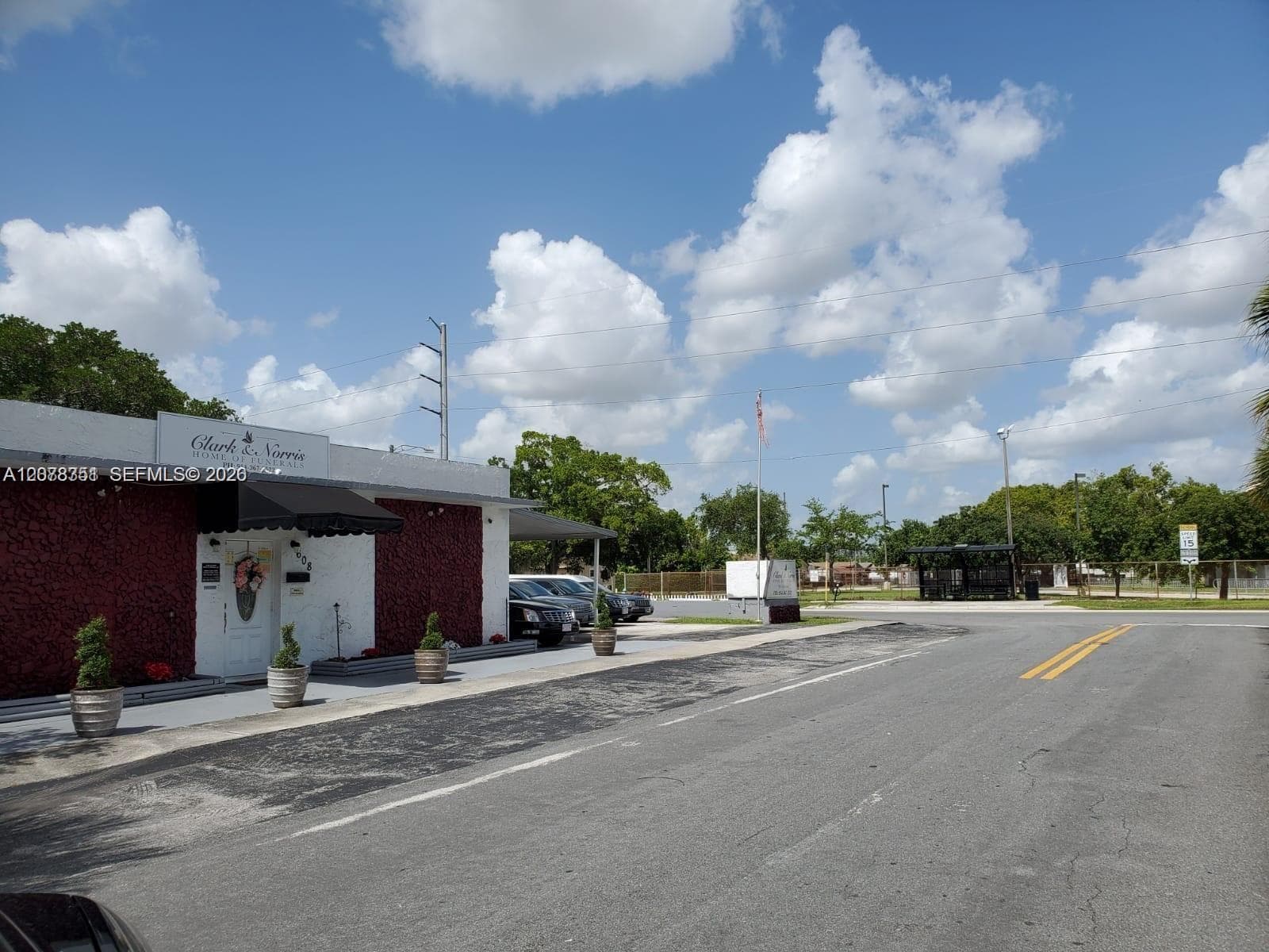 608 SW 12th Ave, Dania Beach FL 33004