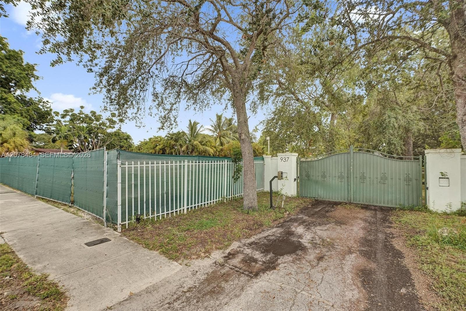 0 171 st, North Miami Beach FL 33162