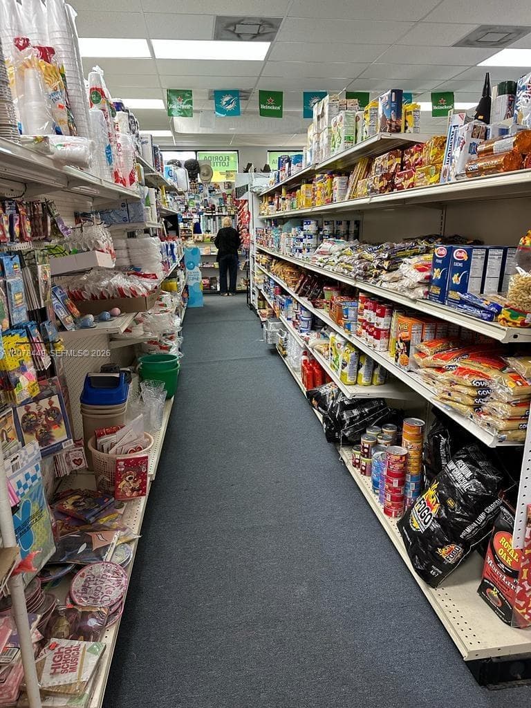 10940 W Flagler st, Miami FL 33174