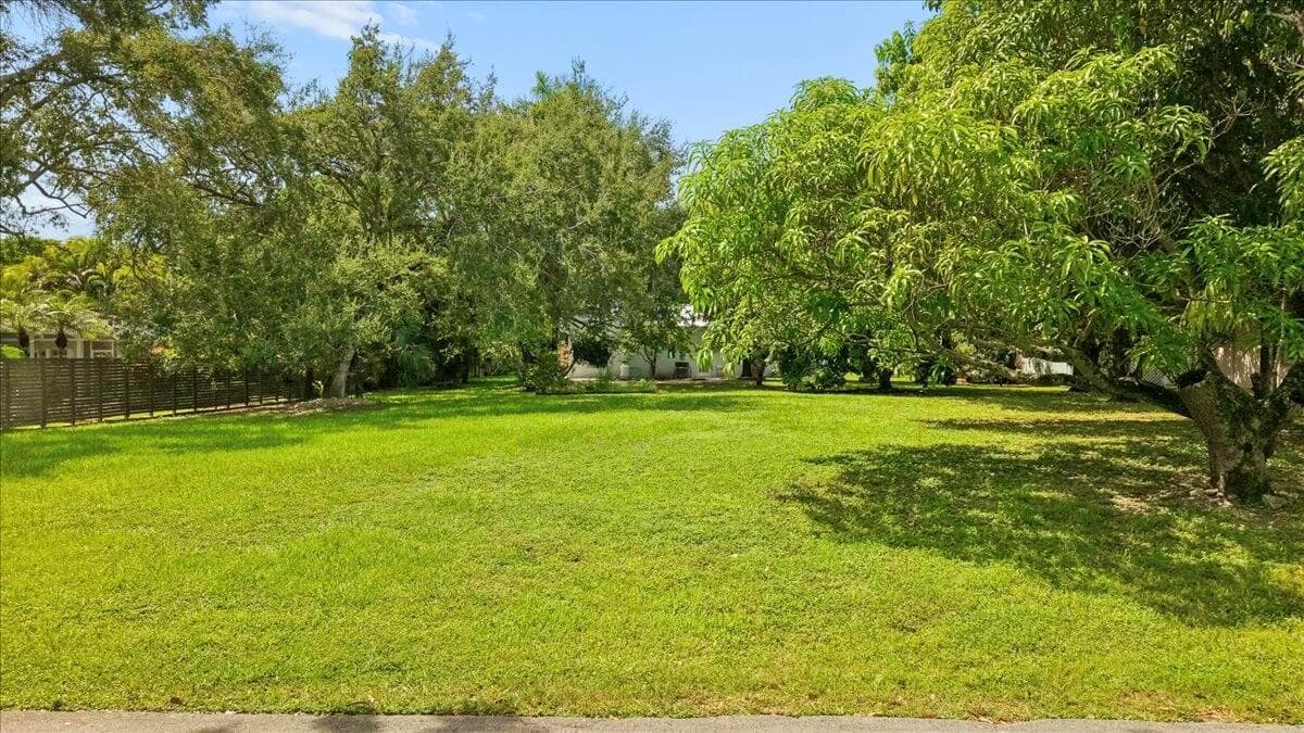 30-7940 SW 166th St-30