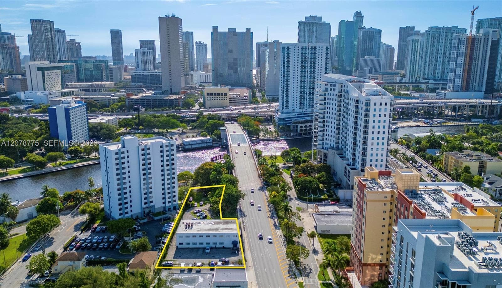 529 W Flagler St, Miami FL 33130