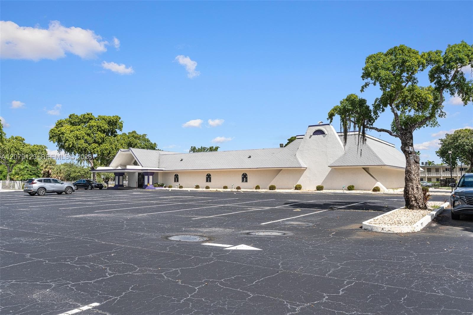 4441 W Sunrise Blvd, Plantation FL 33313