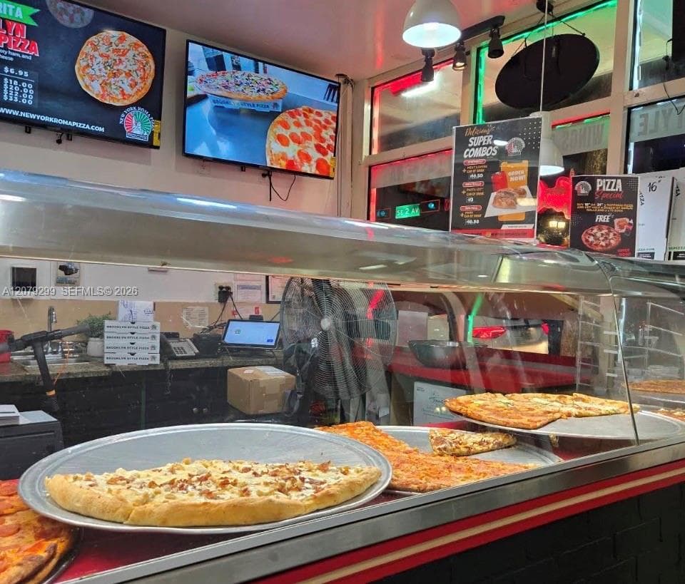 Pizzeria Conf., Miami FL 33131