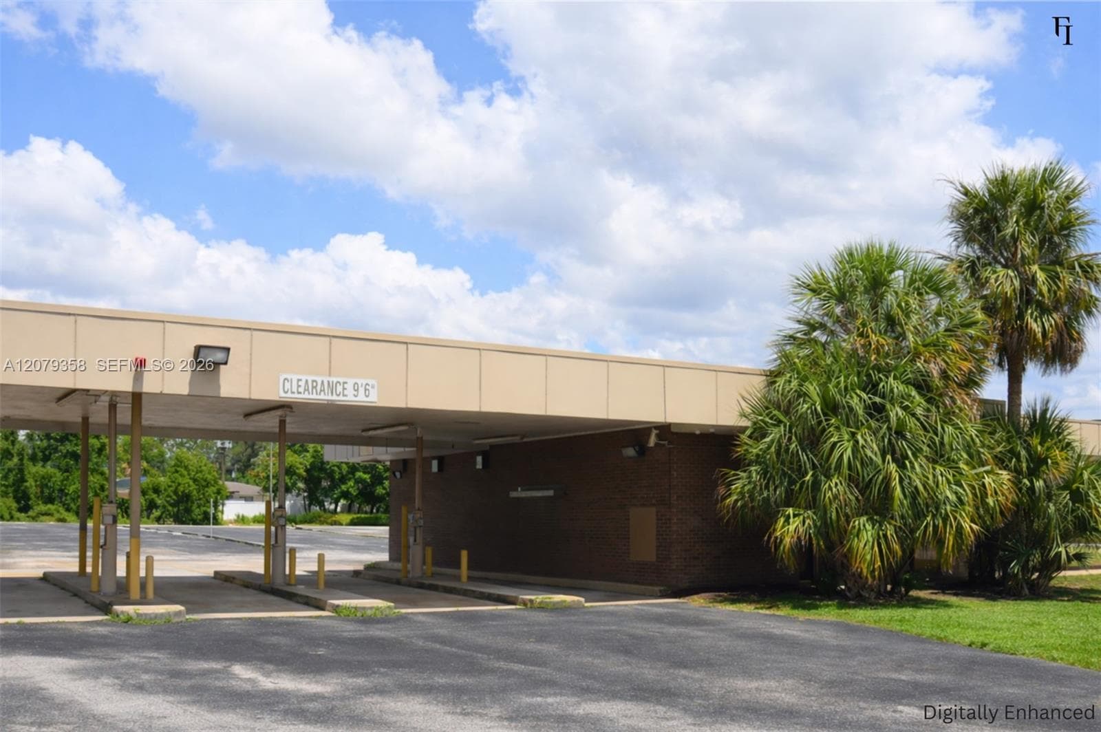 940 Delton Blvd, Deltona FL 32725