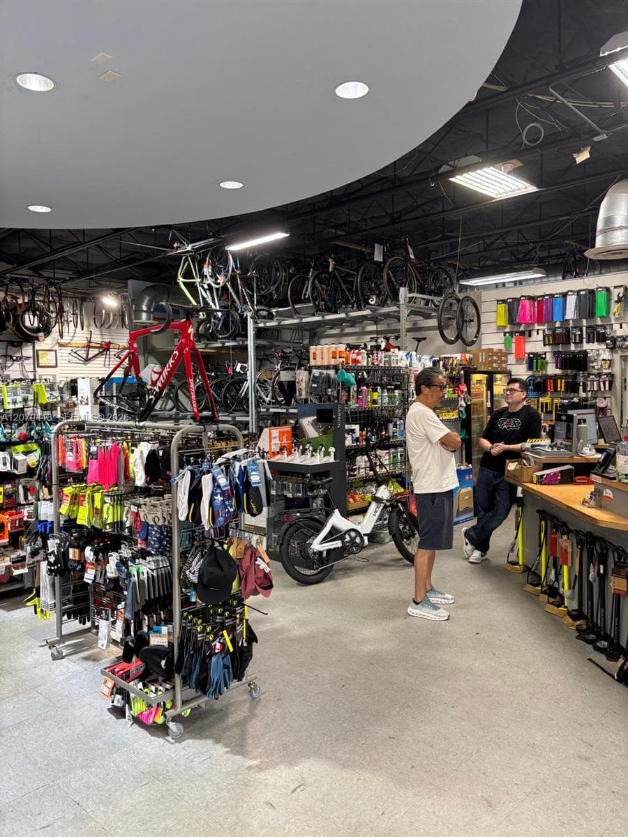 7035 Taft St, Hollywood FL 33024