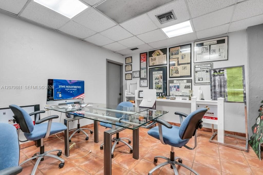1060 E 24th St, Hialeah FL 33013