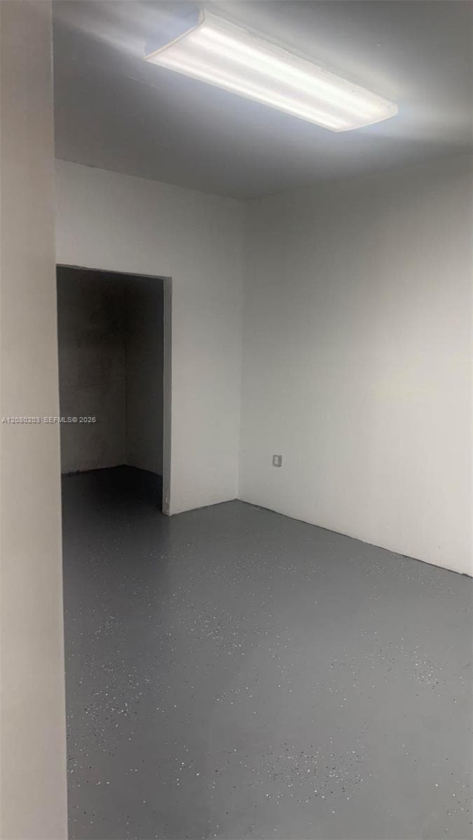 307 NW 10th Ter # 307, Hallandale Beach FL 33009