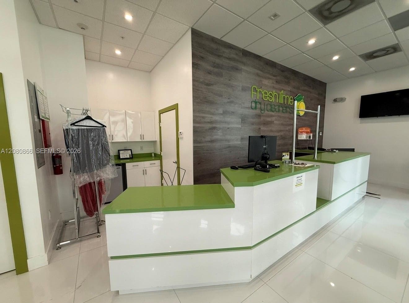 7885 NW 107TH AV #406, Doral FL 33178