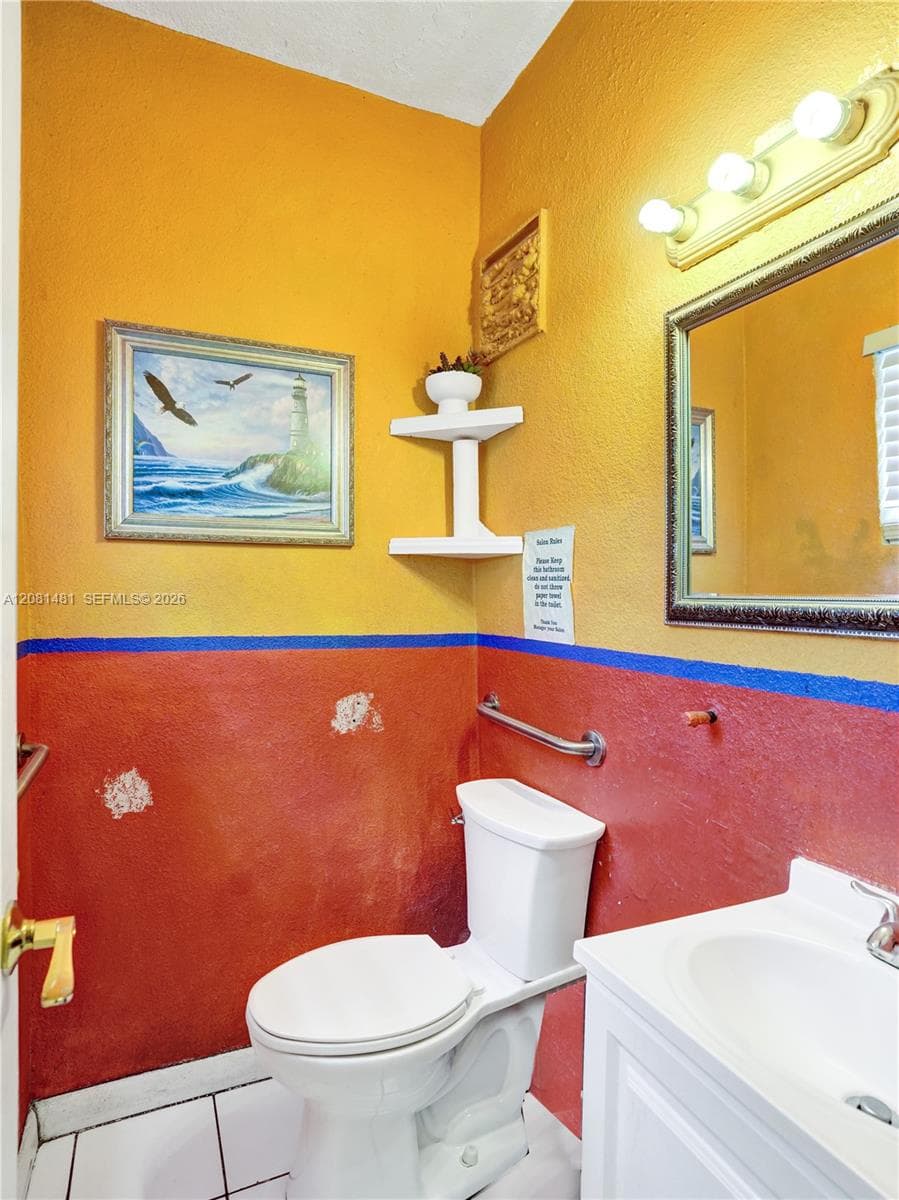 4404 Pembroke Rd, West Park FL 33021