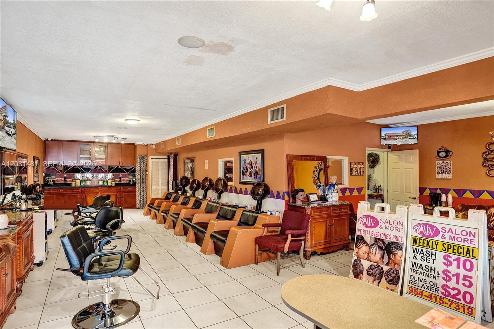 4404 Pembroke Rd, West Park FL 33021