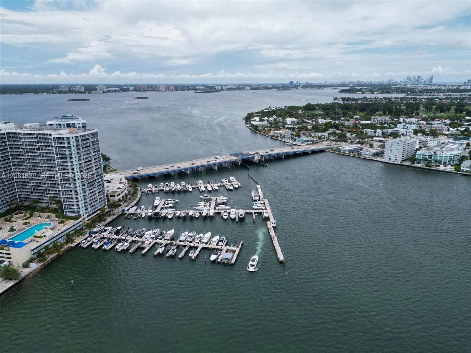 7601 E Treasure Dr #B-79, North Bay Village FL 33141