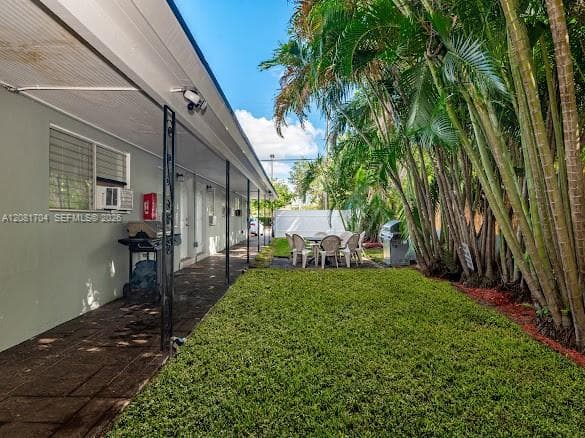 1017 NE 14th Ave, Fort Lauderdale FL 33304