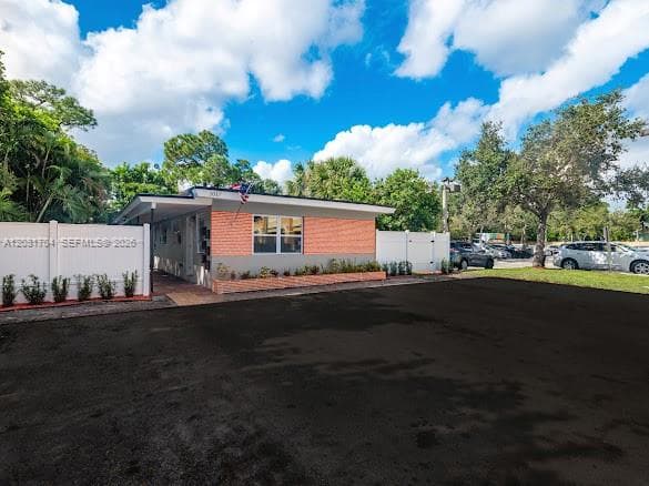 1017 NE 14th Ave, Fort Lauderdale FL 33304