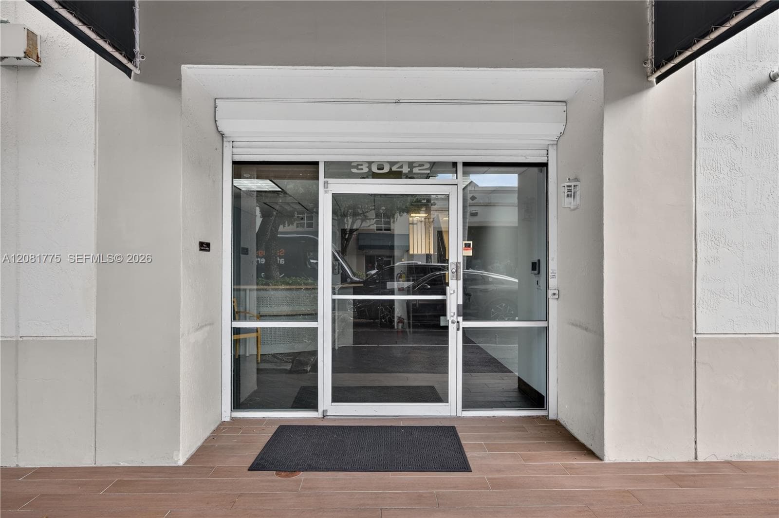 3042 NW 82nd Ave, Doral FL 33122