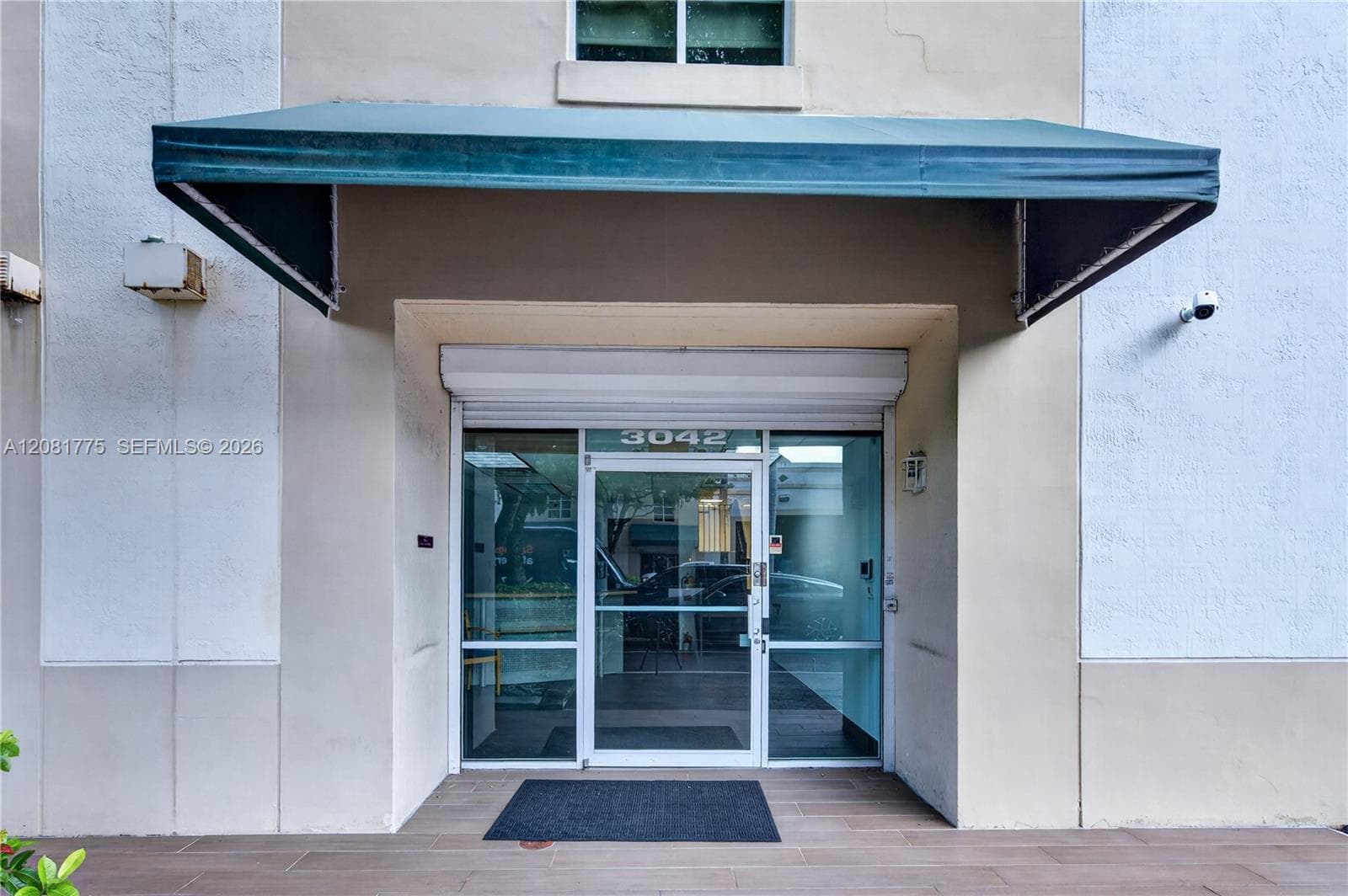 3042 NW 82nd Ave, Doral FL 33122