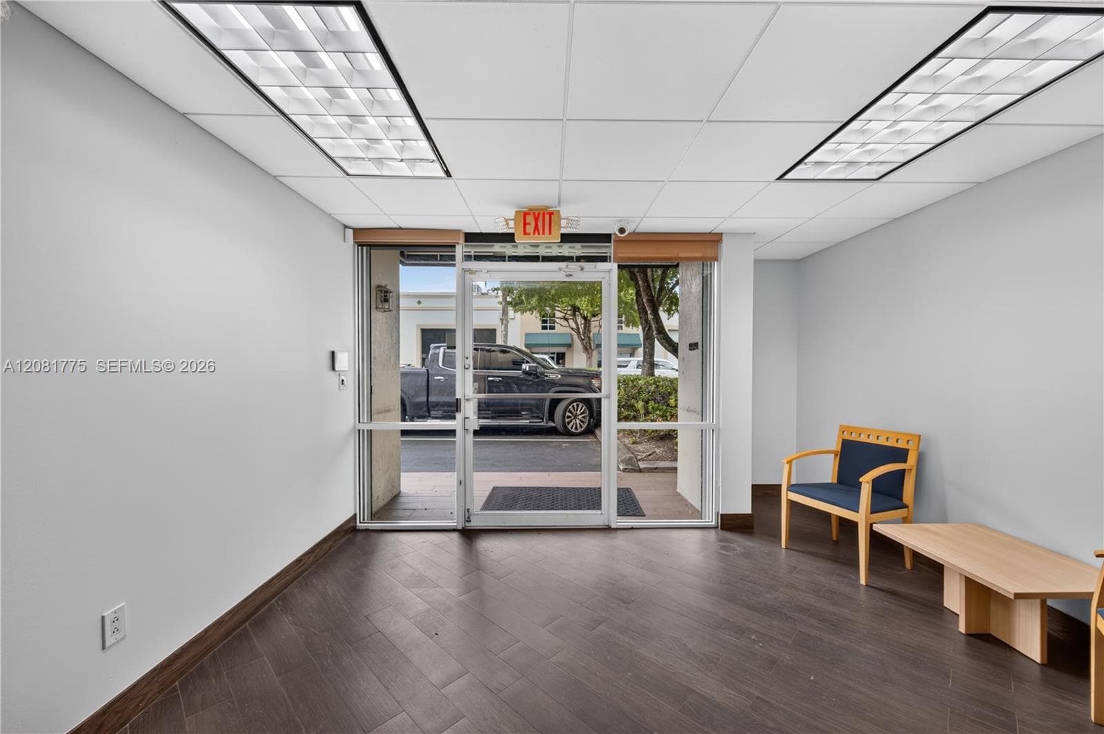 3042 NW 82nd Ave, Doral FL 33122