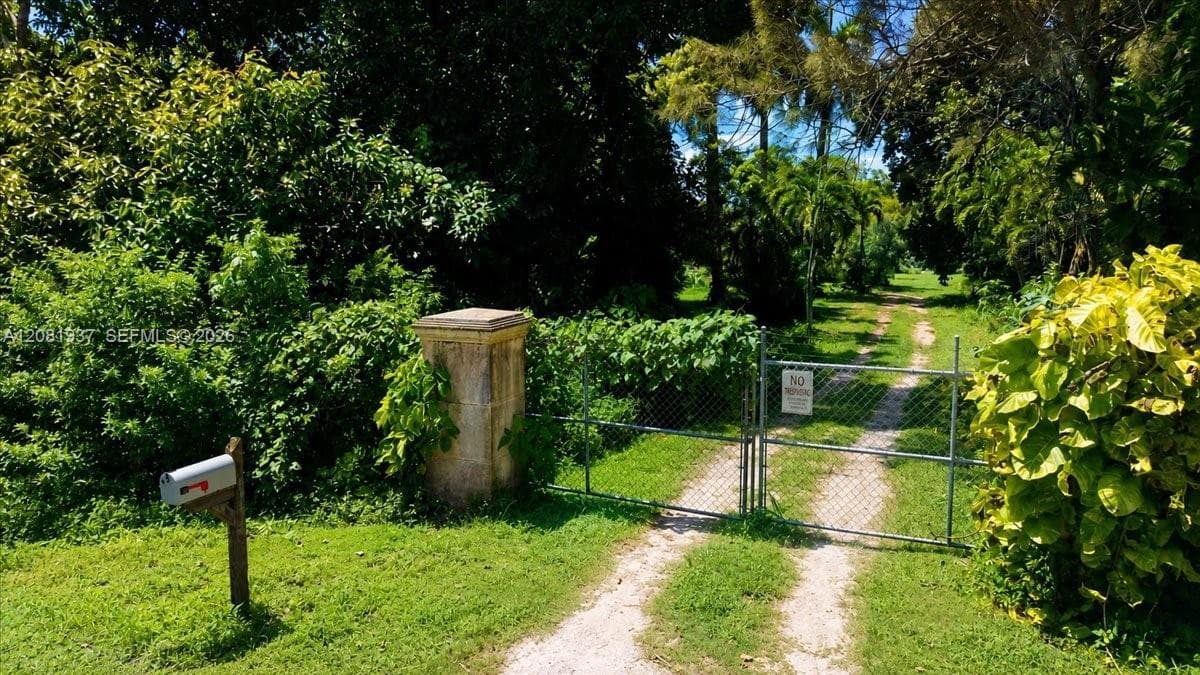 49500 CORKSCREW, Unincorporated Palm Beach County FL 33440