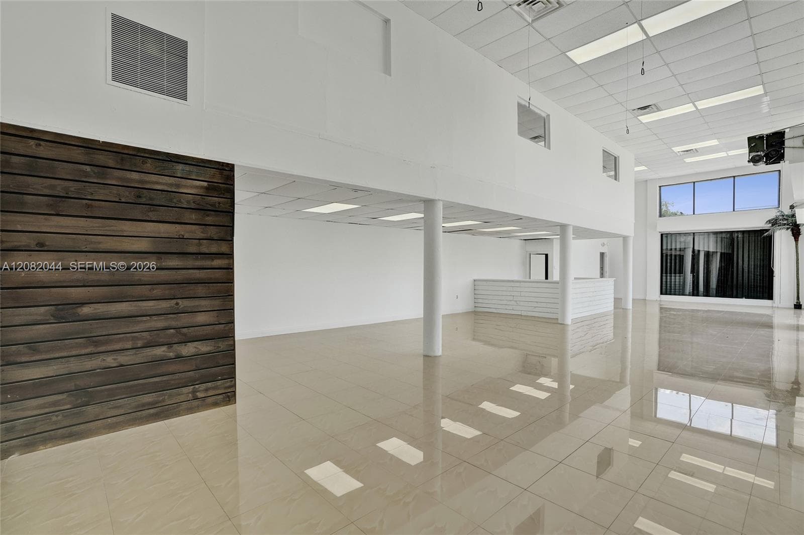 900 Flagler St, Miami FL 33130